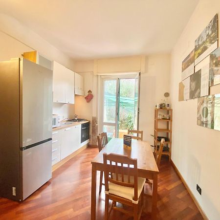 Casaviva - Bilo With Patio In Genova San Teodoro Apartment ภายนอก รูปภาพ