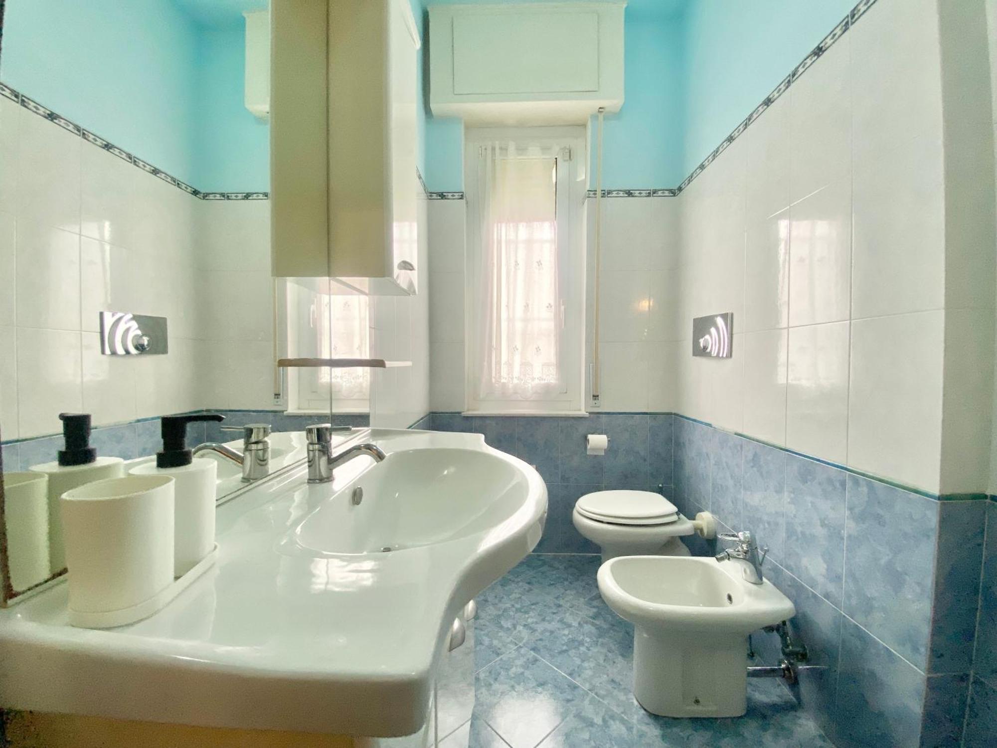 Casaviva - Bilo With Patio In Genova San Teodoro Apartment ภายนอก รูปภาพ